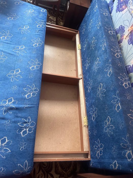 Диван софа продаю