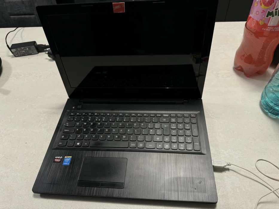 Laptop lenovo I5-2.2GHZ, 8GB RAM