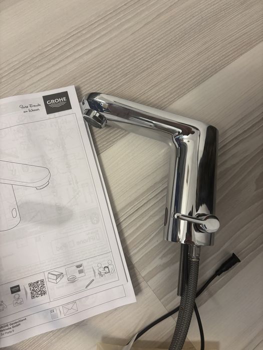 Baterie Lavoar cu infrarosu Grohe