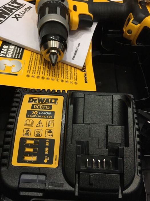 Акумулаторен Безчетков Винтоверт DeWALT DCD796P1 18V Комплект