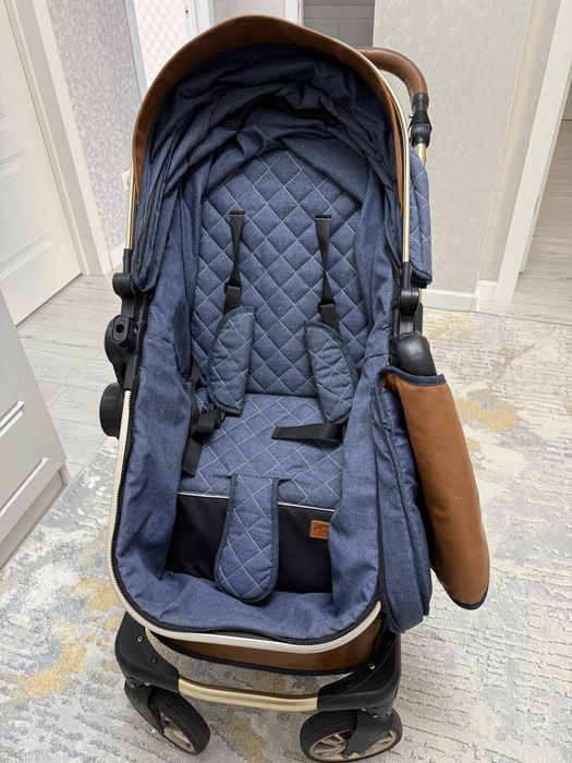 Детская коляска-трансформер