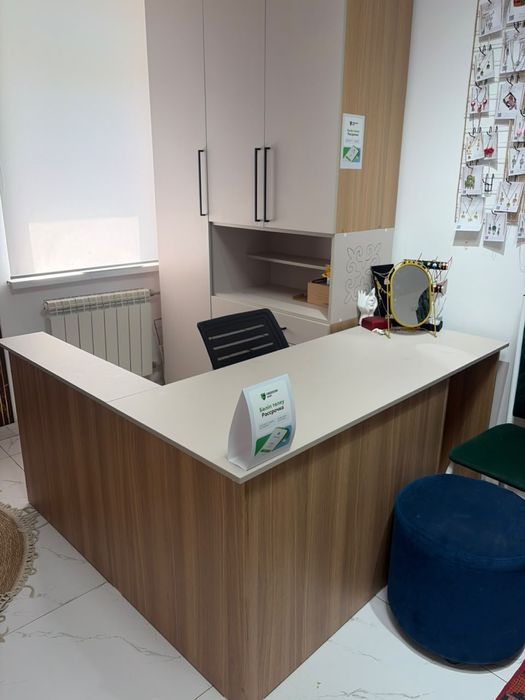 Продается мебель для магазина