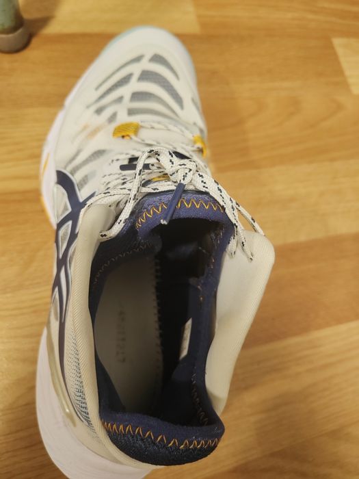 Кроссовки Asics Metarise White