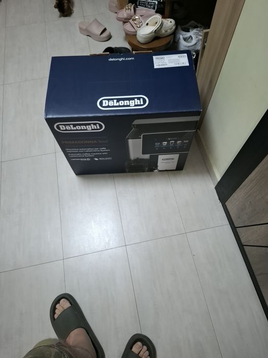 Еспресо машина Delonghi Perfecta Evo   кафемашина кафеавтомат

Nespresso by De'Longhi Lattissima One Evolution

EN510.W, 19 6apa, 1450 W,

1 л, Бял