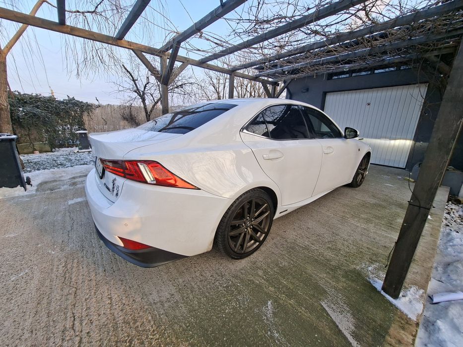 Lexus is300h Fsport din 2013 2.5 hybrid 242 cp