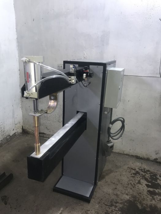 Контактный сварка . Сетка станок. Kontaktni svarka: 800 у.е ...