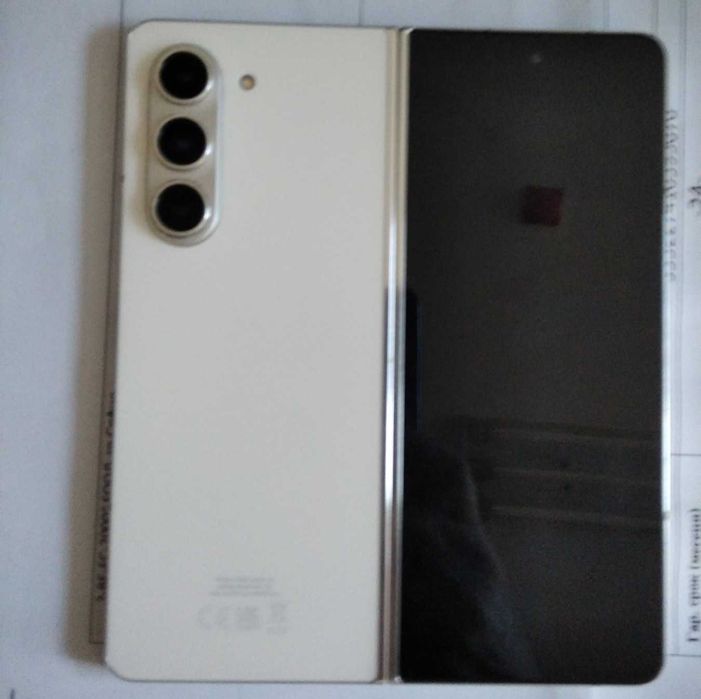 Samsung Galaxy Z Fold 5 256 GB в Гаранция