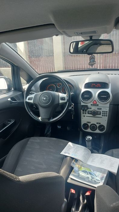 Opel corsa 2012,1.4benzină, euro5