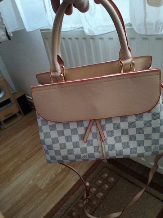 Geanta Louis Vuitton