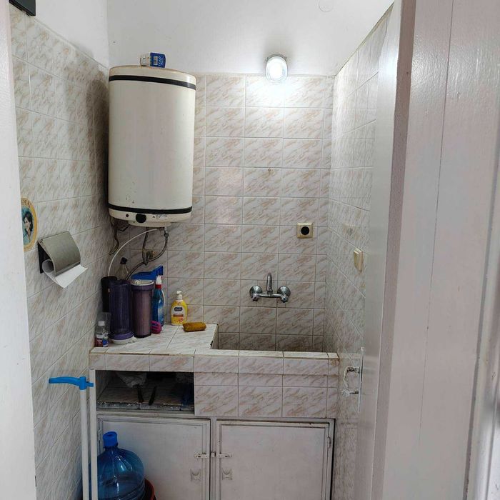 Н-О-128 - Дава се под наем Офис в кв. Варош!