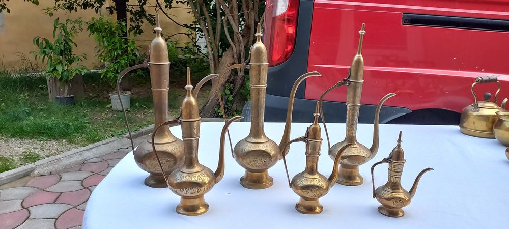 Set 6 ceainicuri lucrate manual alama- bronz