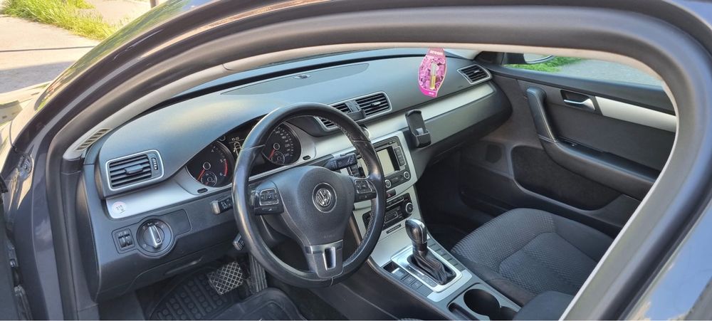 VOLKSWAGEN Passat 2011 — imagine 5
