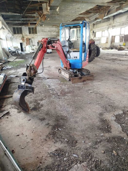 Багер Wacker Neuson
