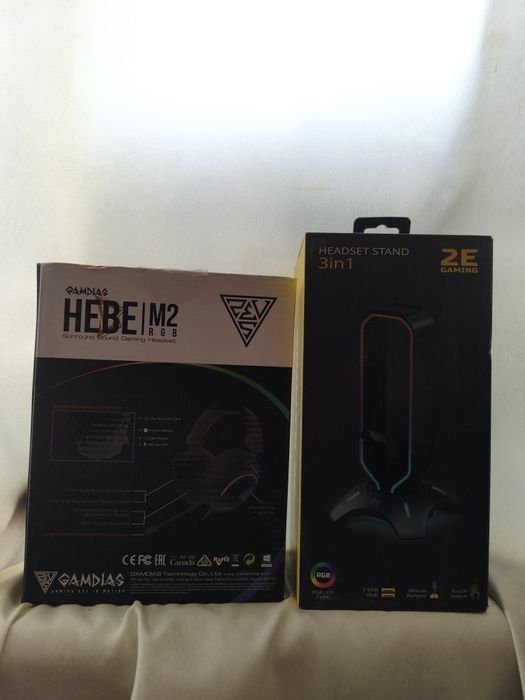 Gaming Наушники + RGB Стойка