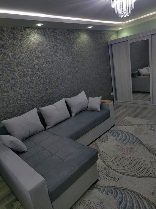 Срочно продаётся квартира Чиланзар 5 кирпичный дом