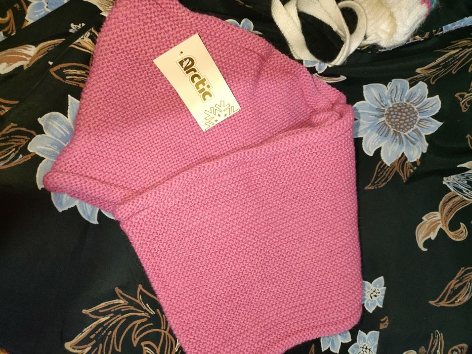 Шапки и шарфы для девочки