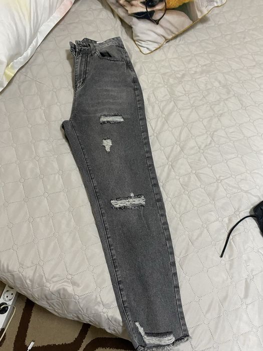 Чисто нови дънки, размер XS