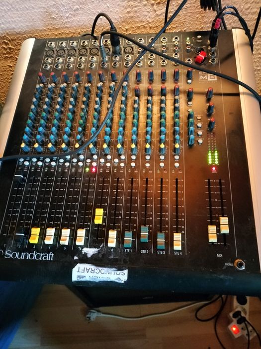 Mixer audio 12 canale Soundcrft