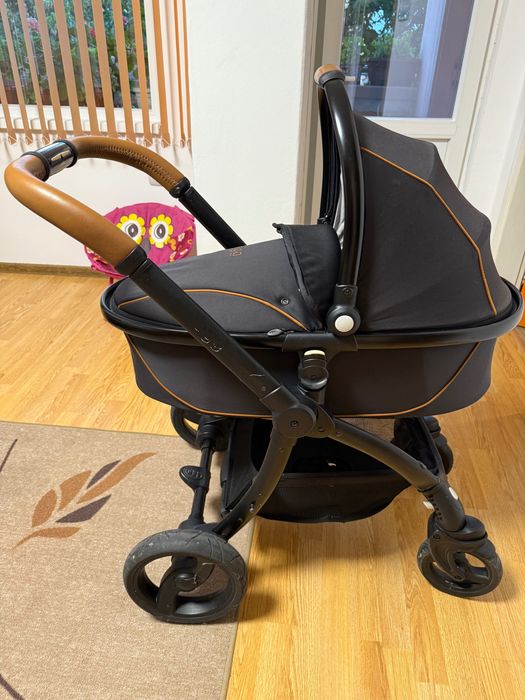Бебешка количка EGG