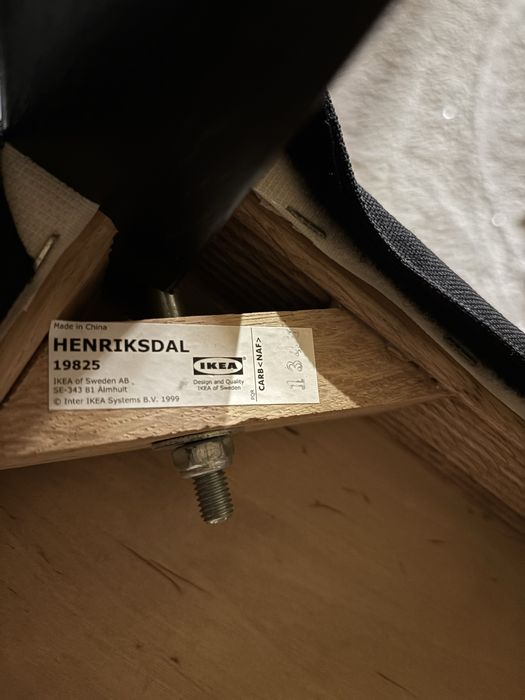 Set 6 scaune bar IKEA HENRIKSDAL 74 cm – 3 albe + 3 negre