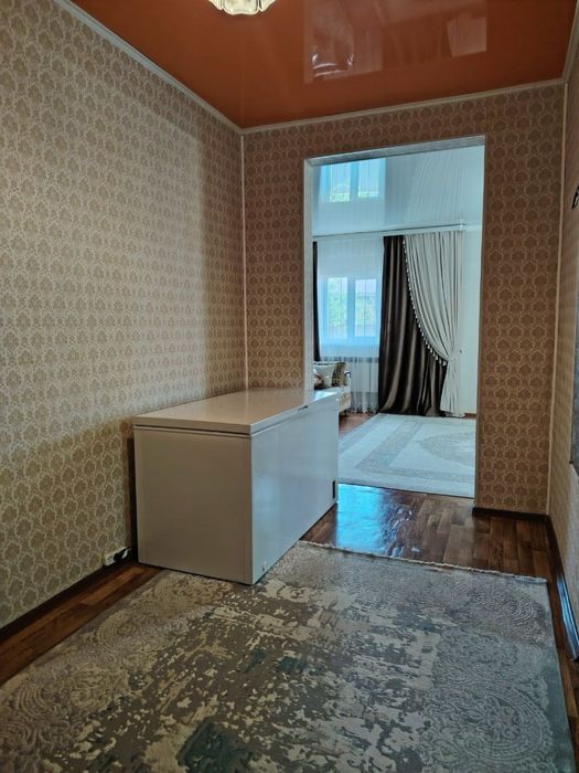 Продам коттедж в мкр. Отрвановка