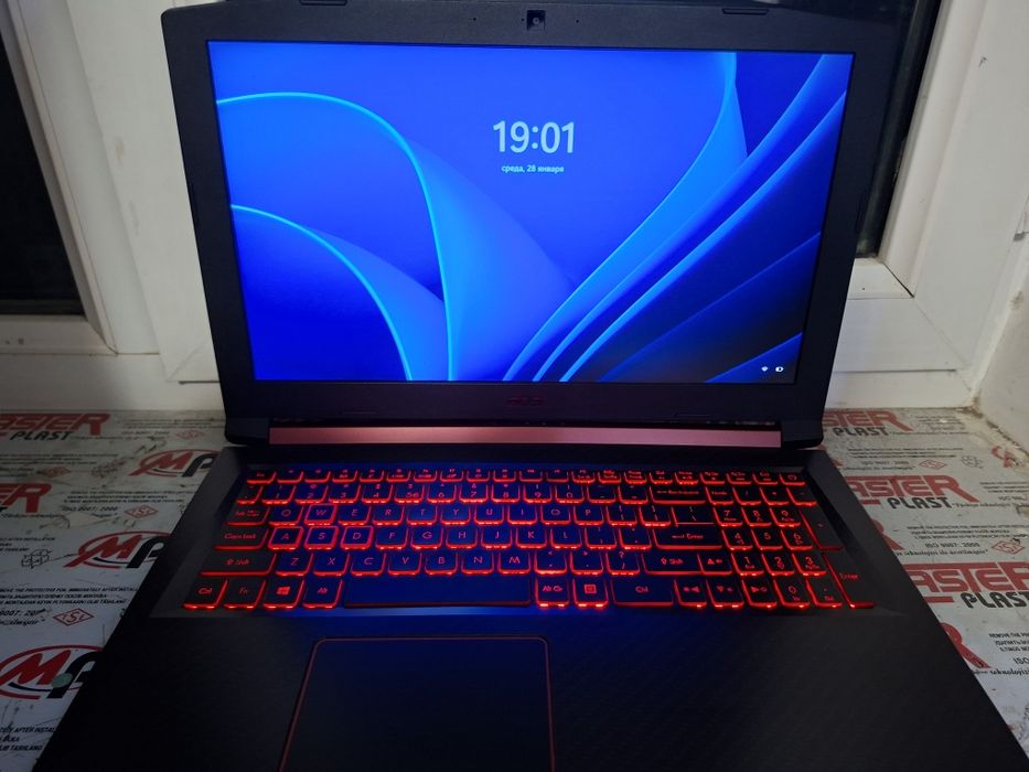Acer Nitro 5 (AN515-52)