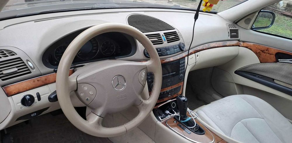 Mercedes Benz E270-2003/2.7 CDI/177cc-всичко платено БАРТЕР