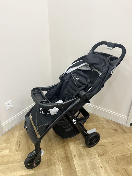 Коляска  Joie Muze Universal Black