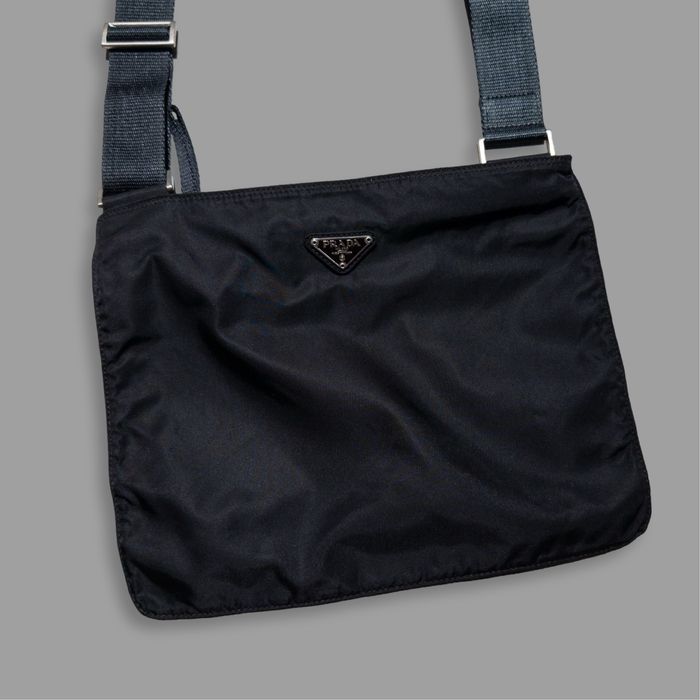 Сумка Prada нейлон оригинал