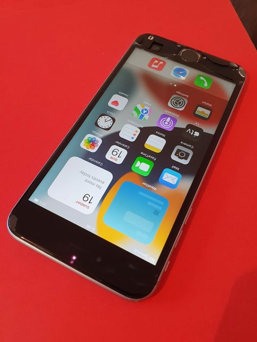 Iphone 6S Plus - 32 GB - Silver !