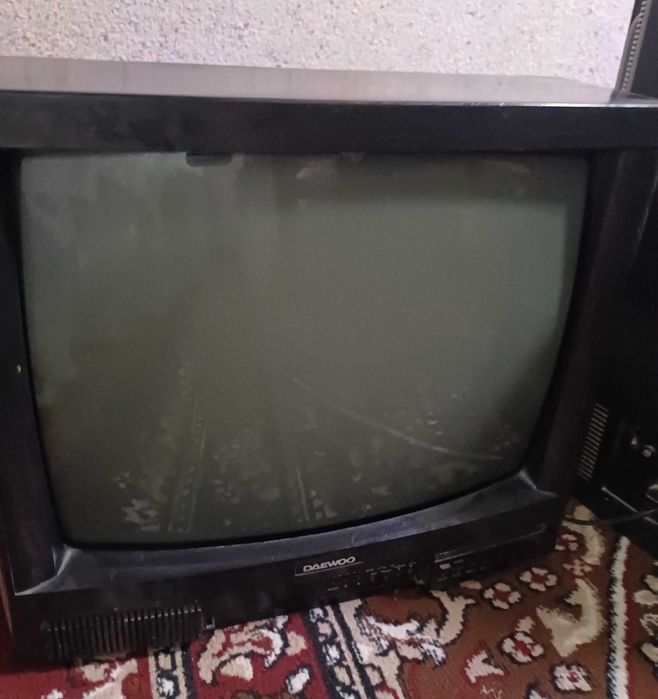 Roison Televizor + Daewoo televizor