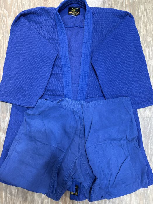 Кимоно Mizuno для дзюдо
