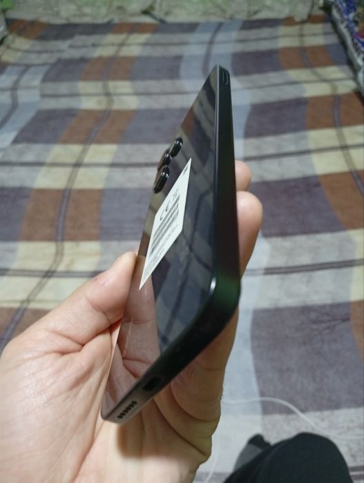 Redmi 12 telefoni Srochni sotiladi