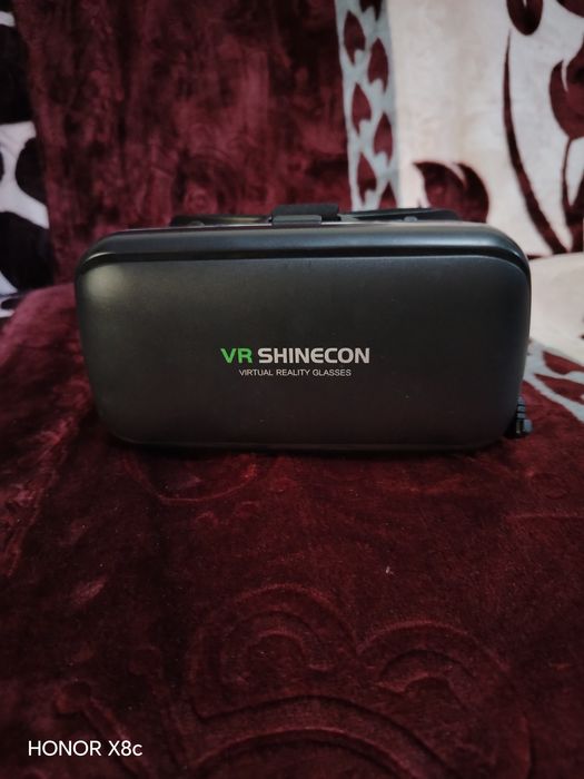 3 D очки сотилади