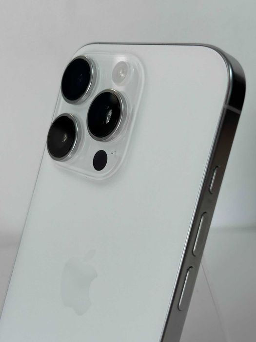 Phone 16 Pro 128GB White, baterie 89%, garanție 12 luni