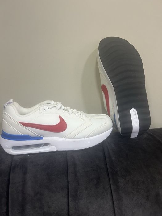 Маратонки NiKe нови