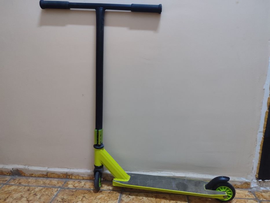 Продам самокат за 15000тг