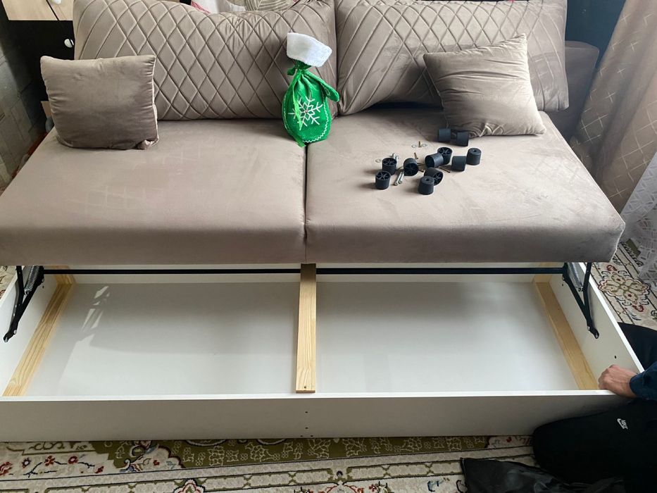 Диван еврокнижка