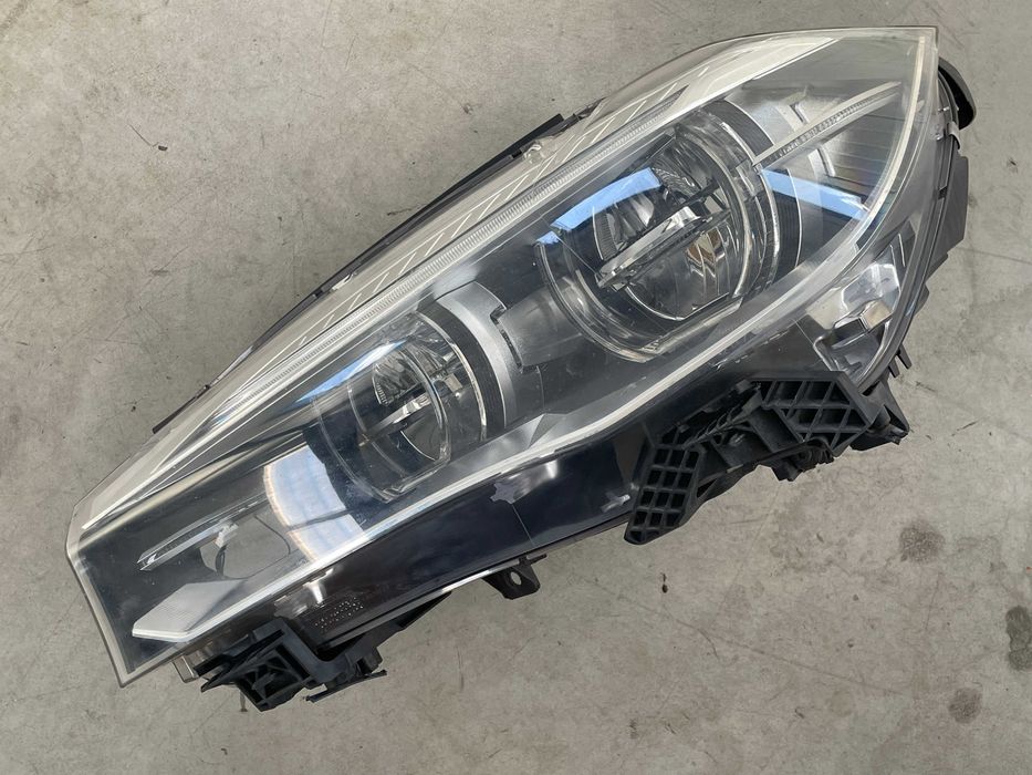 Far led adaptiv stanga Bmw X5 F15 - X6 F16 cod 7453471