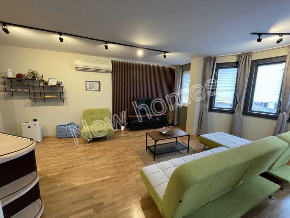 Продава се Двустаен апартамент в Пловдив, Център - 69 кв.м за 2047 €/кв.м - Снимка #1