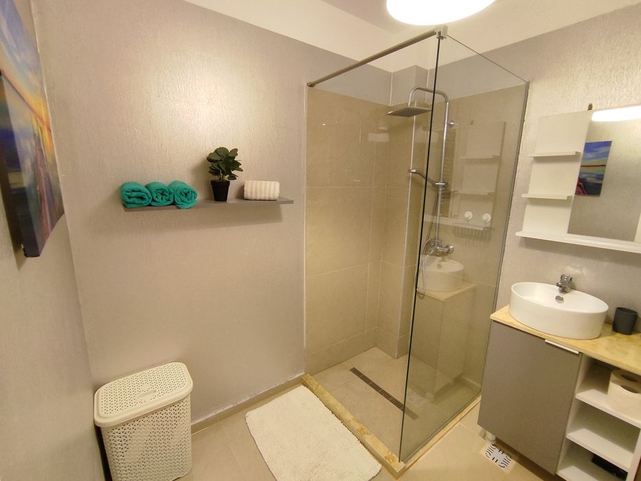 STUDIO NOU 70 metri de plajă Mamaia Nord