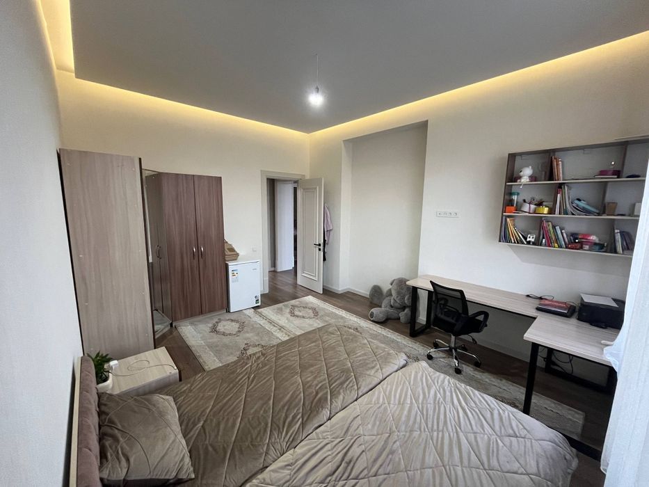 Продаю подростковую мебель. В хорошем состоянии .