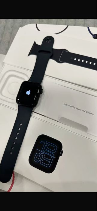 Apple watch 11  новый