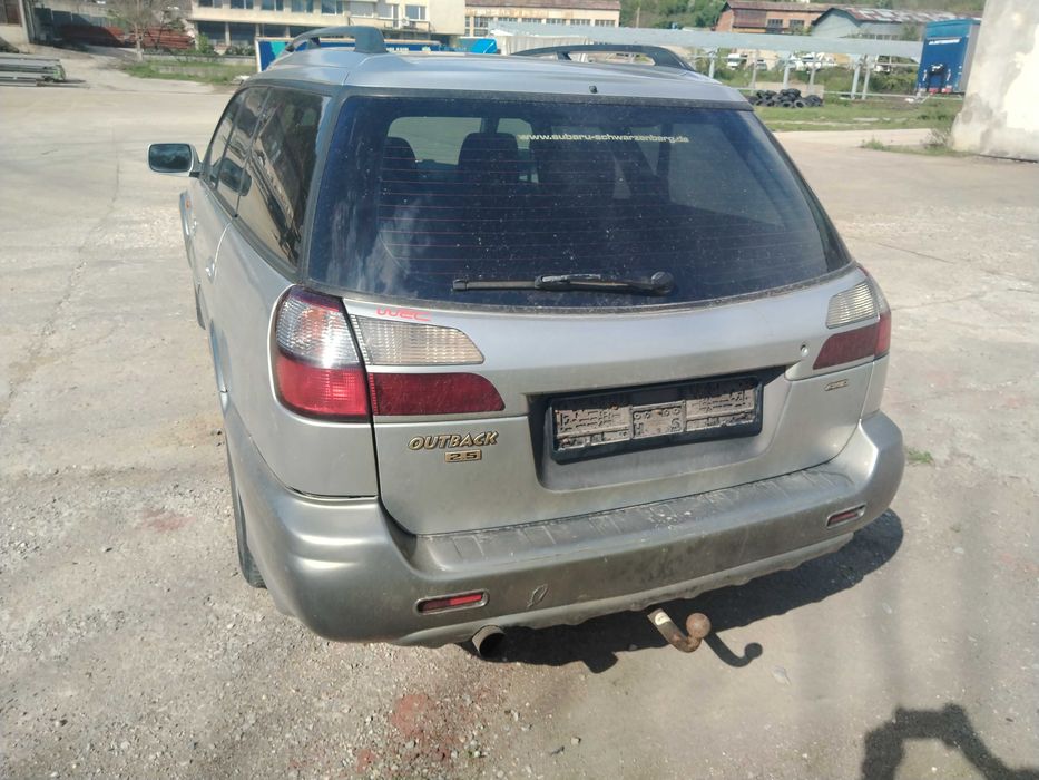 Subaru Outback 2.5i 156к.с. ръчни скорости на части