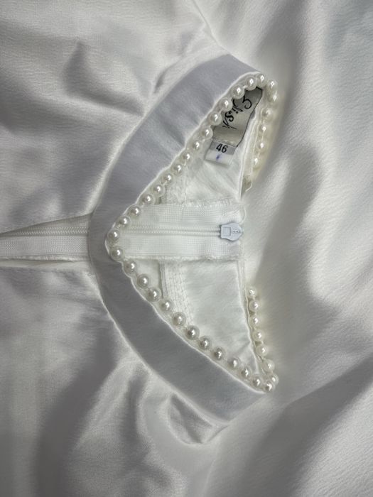 Продам женские платья