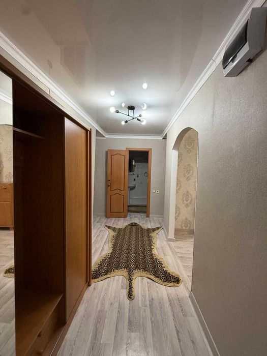 Продам квартиру 8 мкр