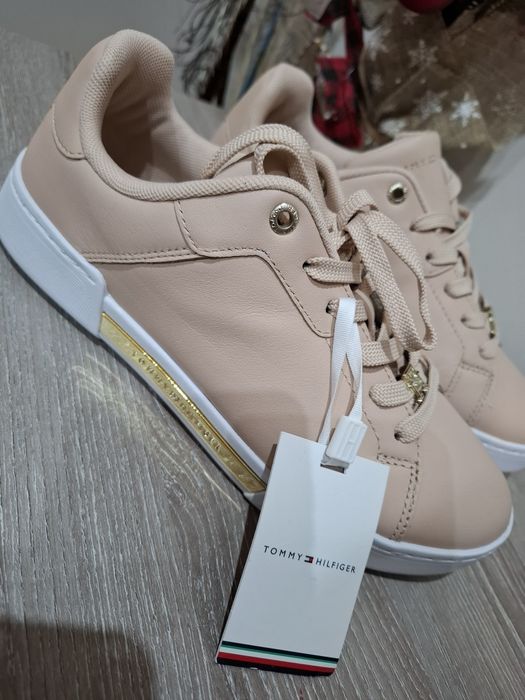 Дамски кецове 38 размер