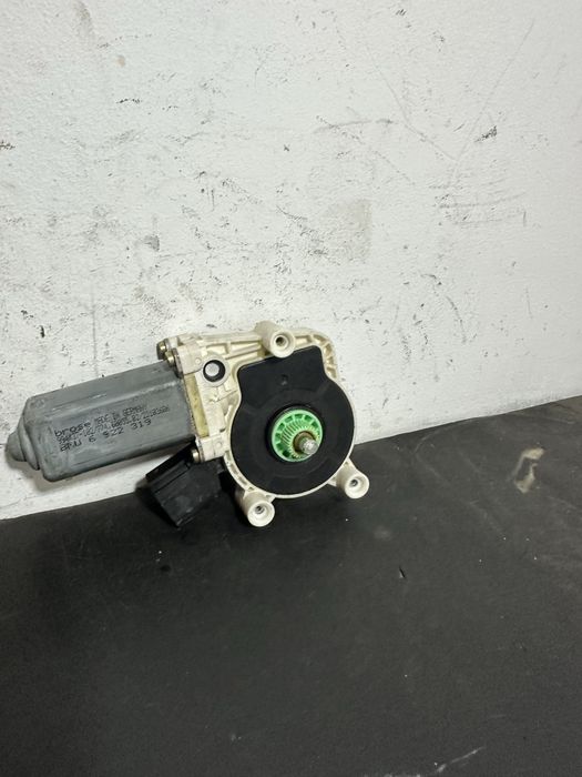 Motoras macara geam stanga spate BMW seria 5 E60 E61 | 6922319