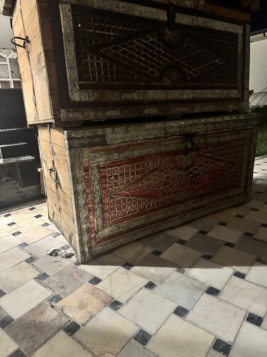 Sandiq sotiladi b/u 50 000 so’m