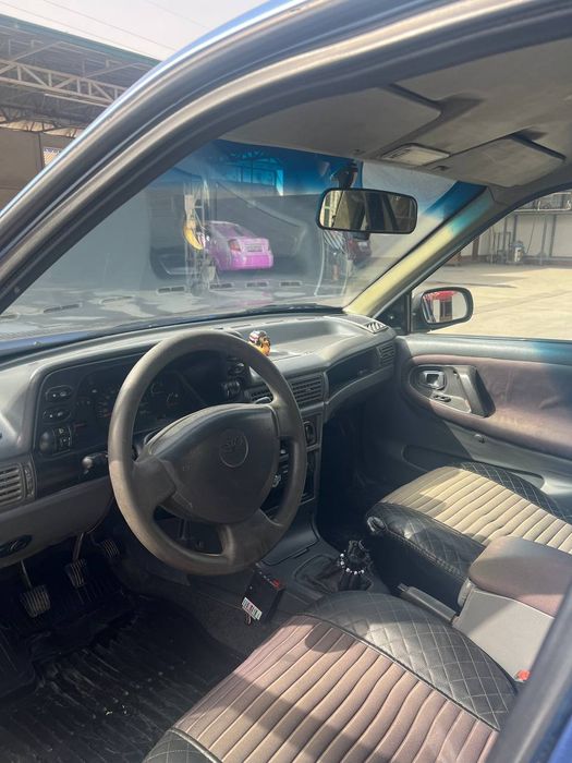 Mashina sotiladi,1.5 motor